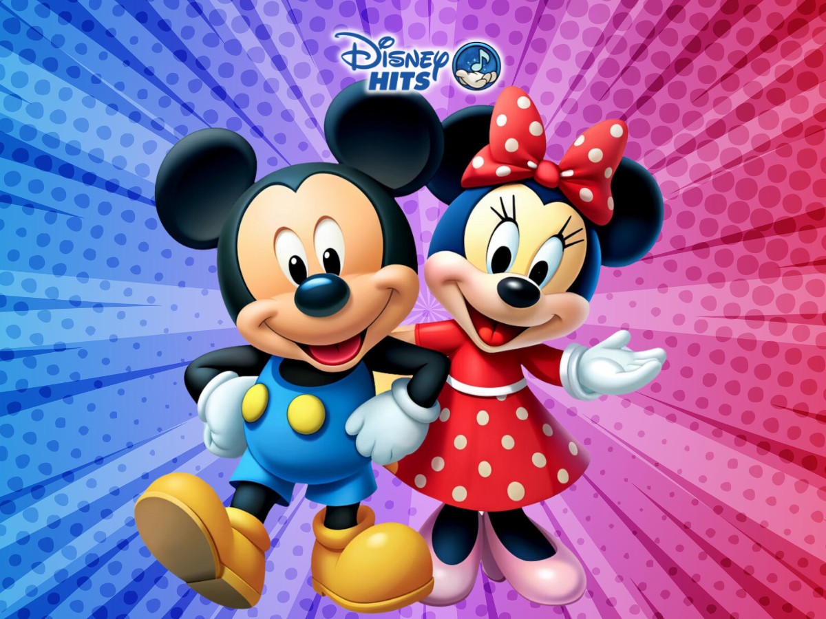 Mickey and Minnie Little Rollers Skate at United Skates